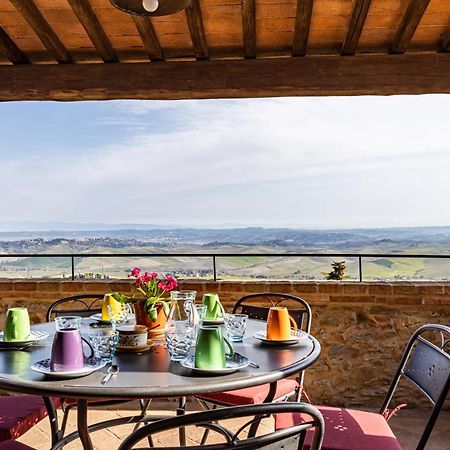 La Terrazza Villa Chianni Exterior photo