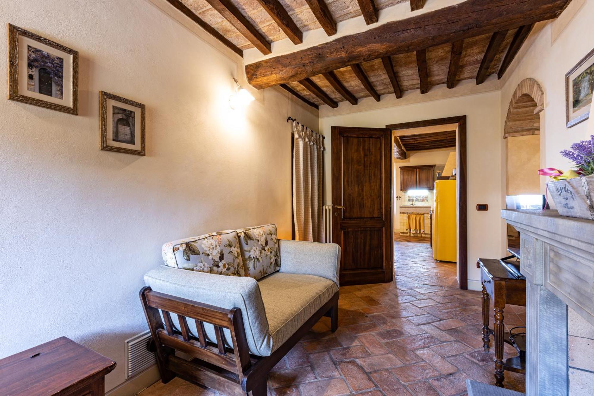 La Terrazza Villa Chianni Exterior photo