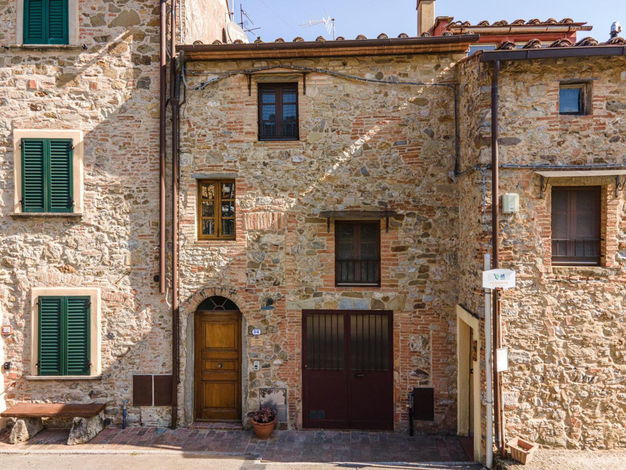 La Terrazza Villa Chianni Exterior photo